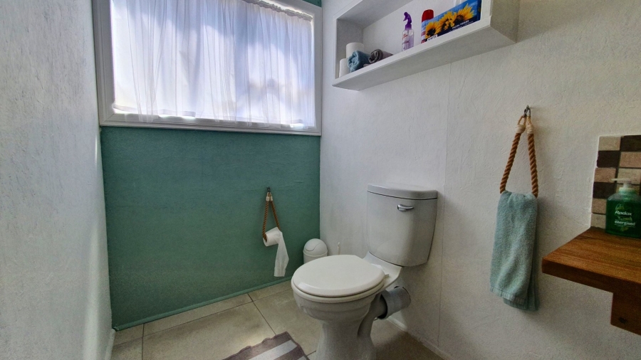 3 Bedroom Property for Sale in Dana Bay Western Cape